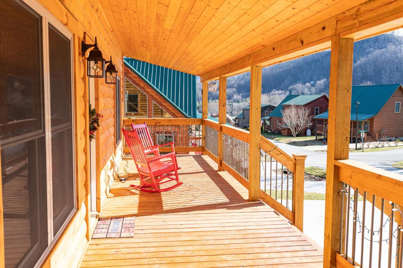 The Red Fox Cabin Villa Maggie Valley Dış mekan fotoğraf